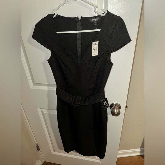 Express Dresses & Skirts - NWT BLACK SHEATH DRESS with removable belt and sweetheart neckline
